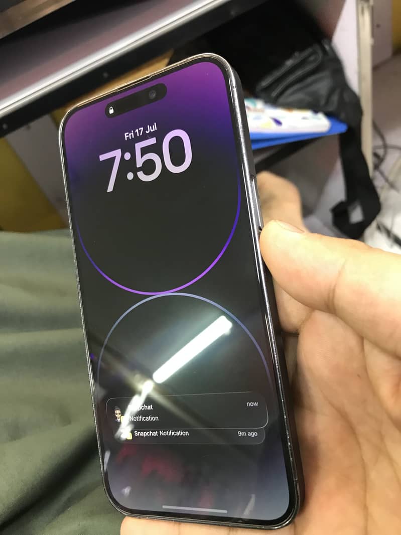 Apple iPhone 14 Pro Max 9