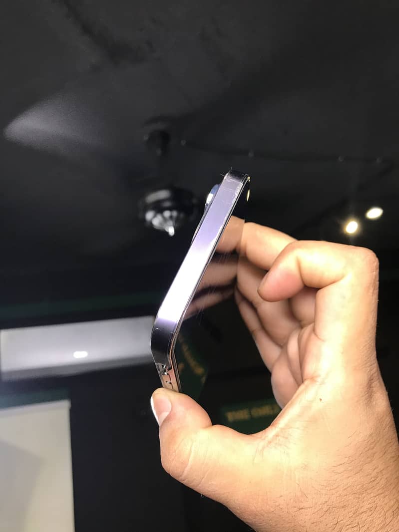 Apple iPhone 14 Pro Max 11