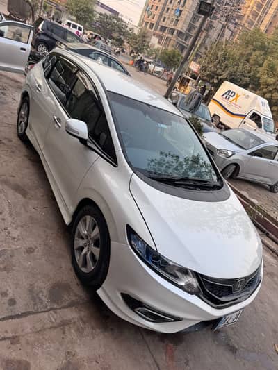 Honda Jade Hybrid 2015