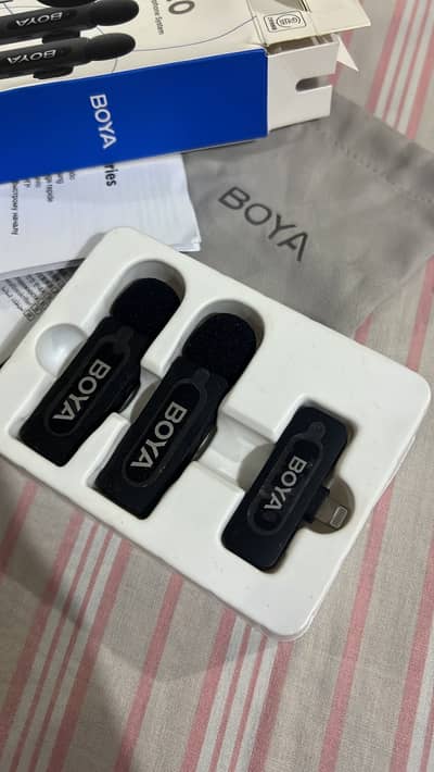 Boya v20