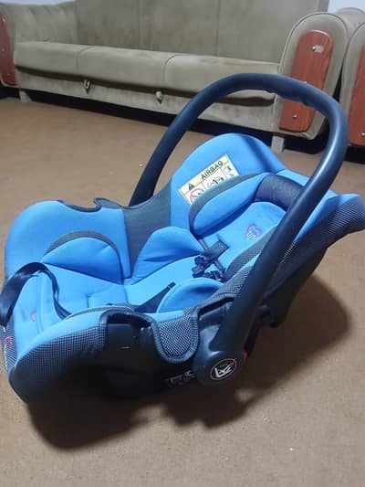 Tinnies infant carrier car seat