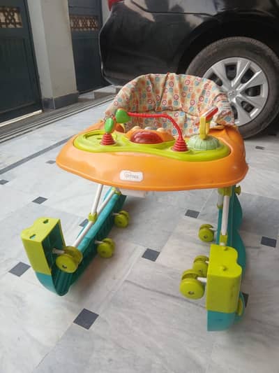 Tinnies baby walker + rocker