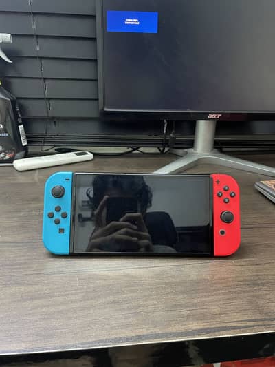 Nintendo Switch Oled in mint condition