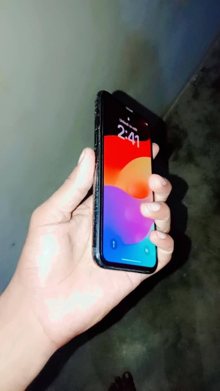 Apple iPhone X 0