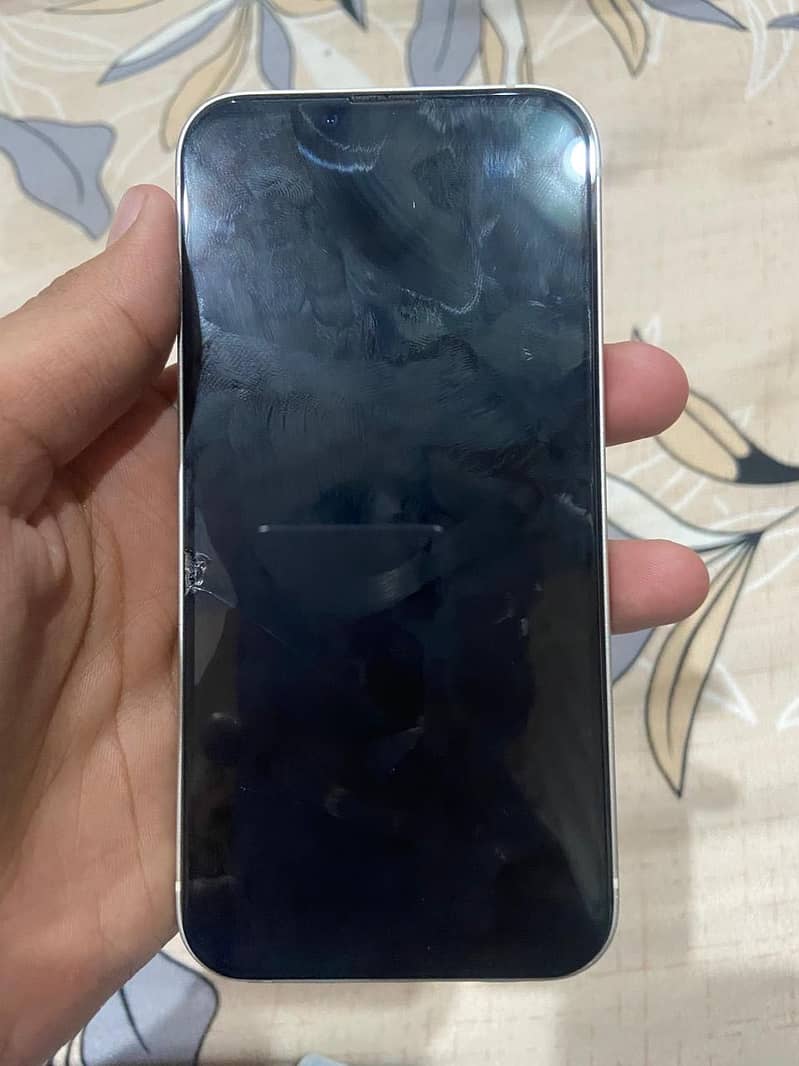Apple iPhone 13 3
