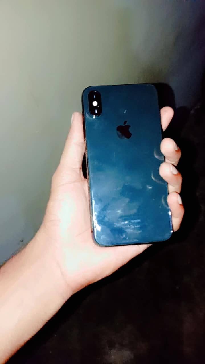 Apple iPhone X 3