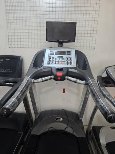 Commercial Treadmill  Auto incline
