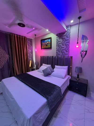 Daily basis apartment one bedroom bahria town Lahore