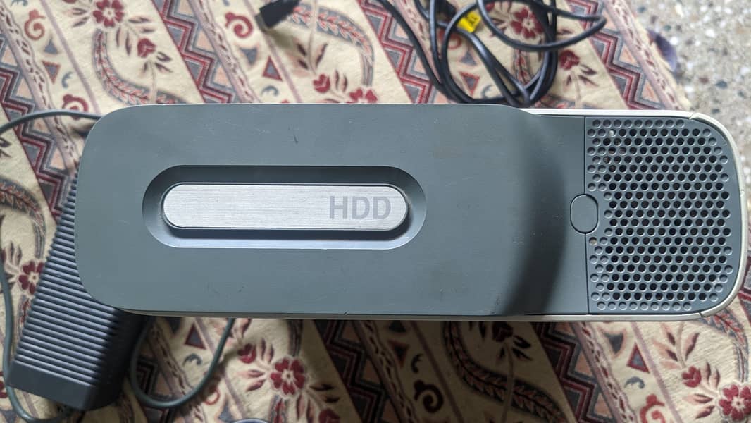 Xbox 360 Slim 4