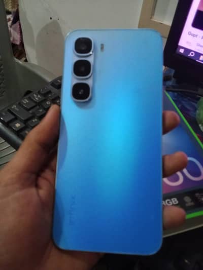 Infinix Hot 60 Pro hot 60 pro 8 month use but 0 serch like brand new