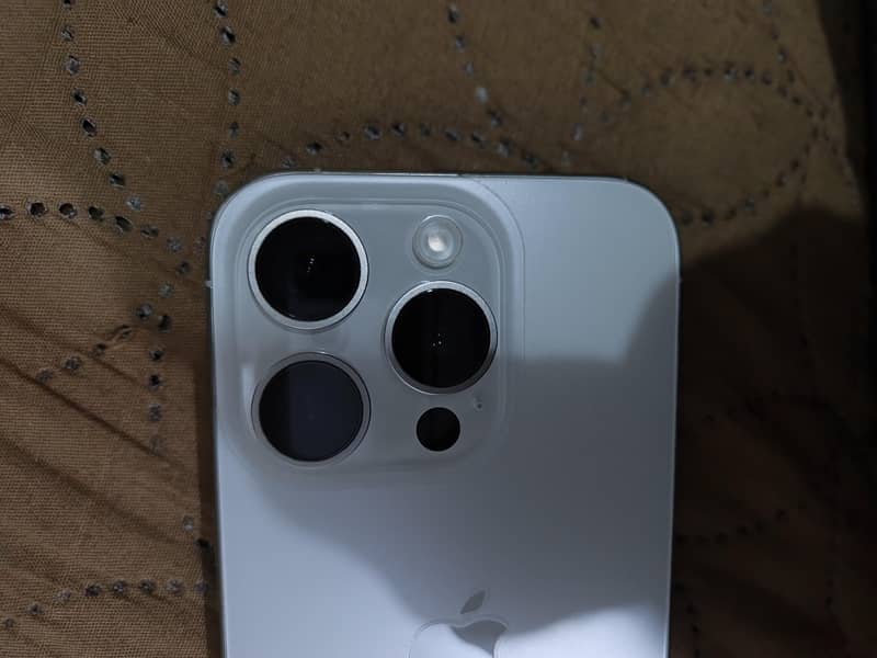Apple iPhone 15 Pro 5