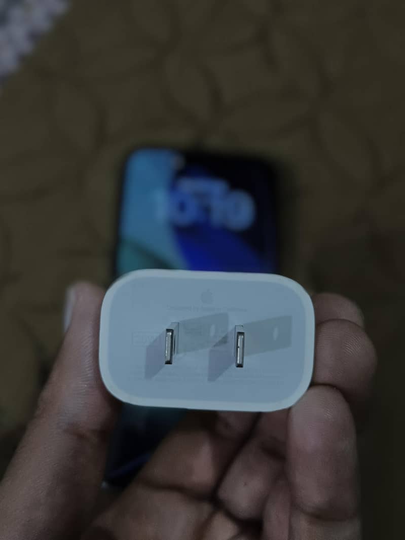Apple iPhone 15 Pro 13