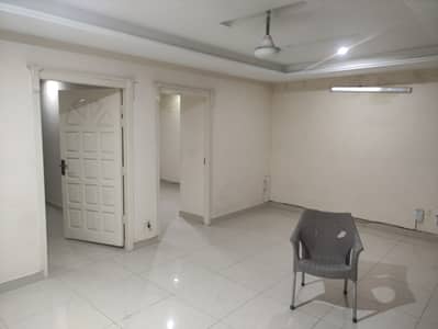 2BED UNFURNISHED apartment available monthly for rent in ISLAMABAD E11 2 medical society