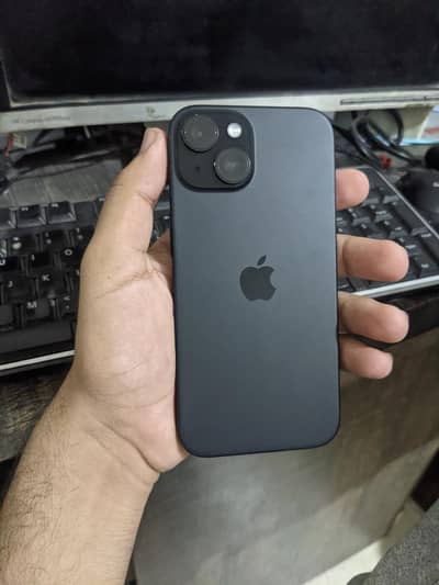 Apple iPhone 15