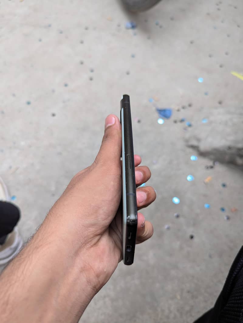 Google Pixel 6a 5