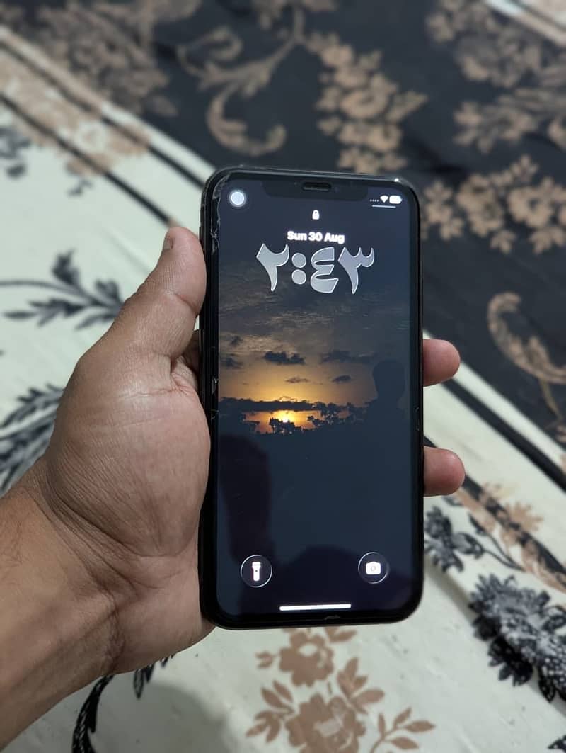 Apple iPhone 11 8
