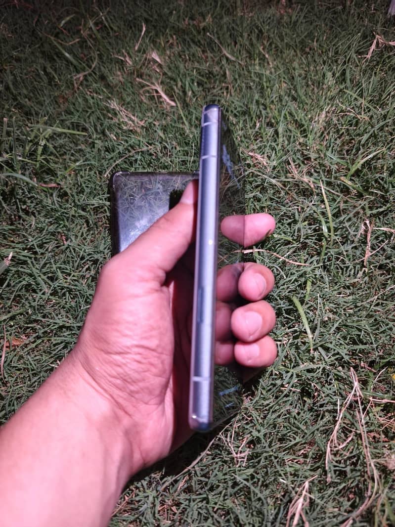 Google Pixel 7a 5