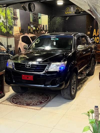 Toyota Hilux 2013