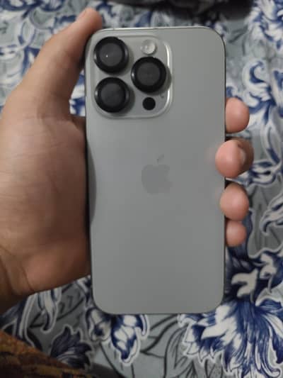 IPHONE 15 PRO JV