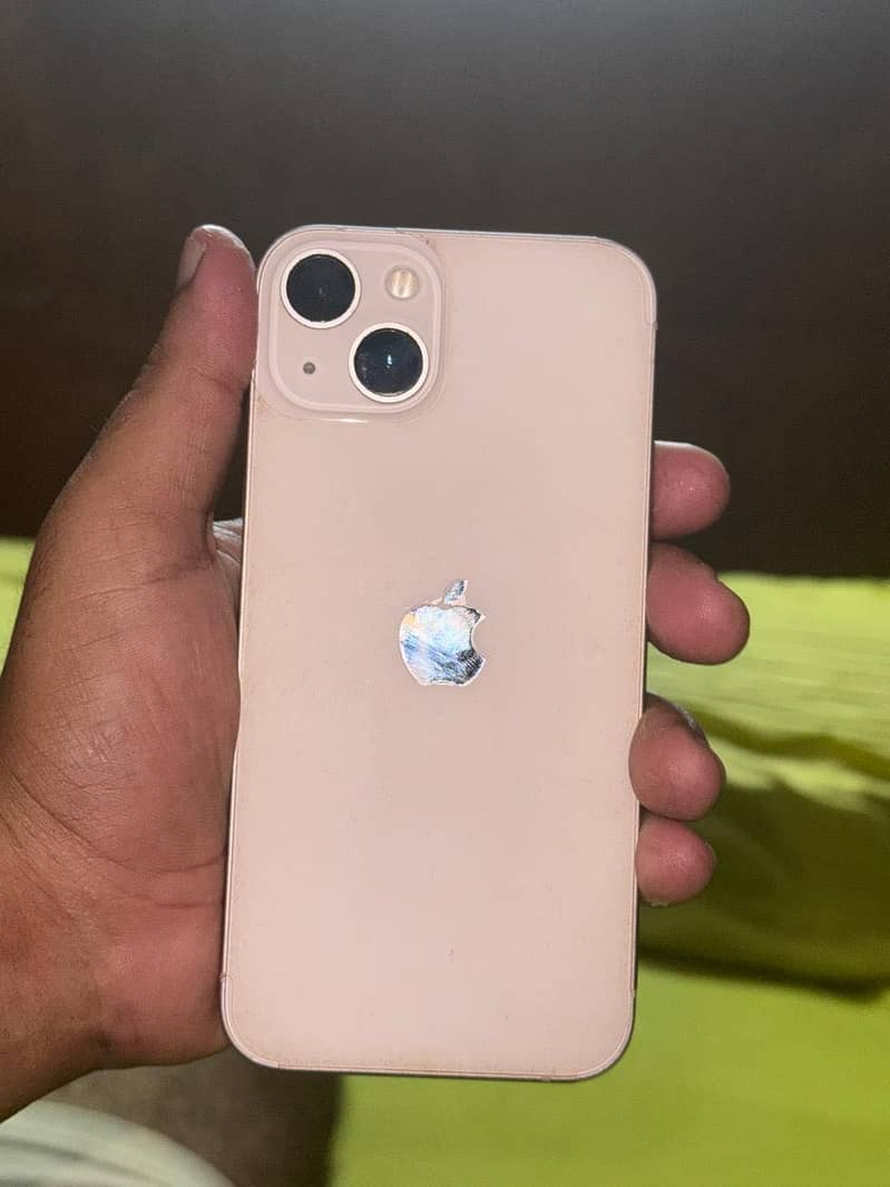Apple iPhone 13 1