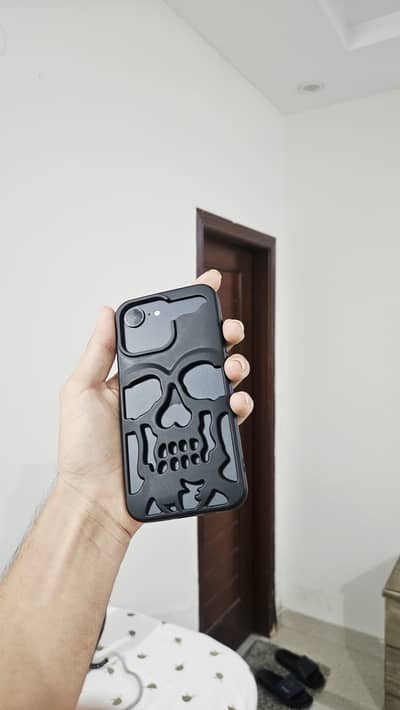 Apple iPhone 16e