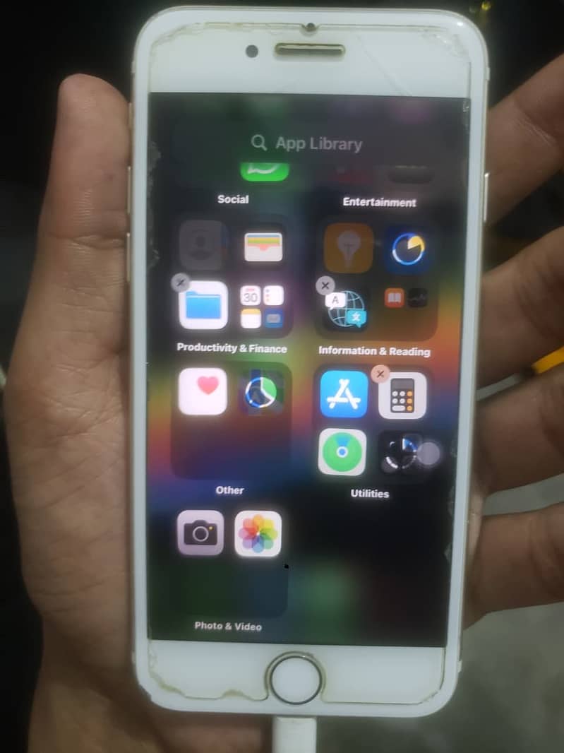 Apple iPhone 7 1