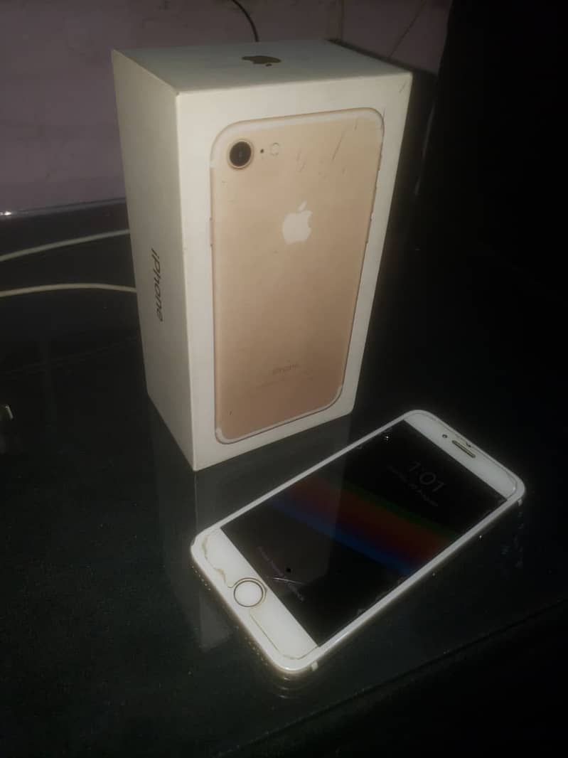 Apple iPhone 7 6