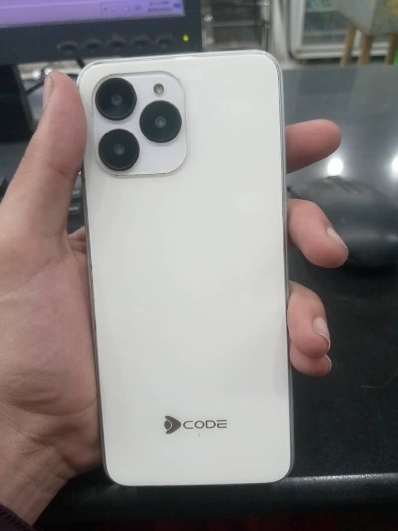 Dcode Cygnal 3 Pro 4/128GB 0