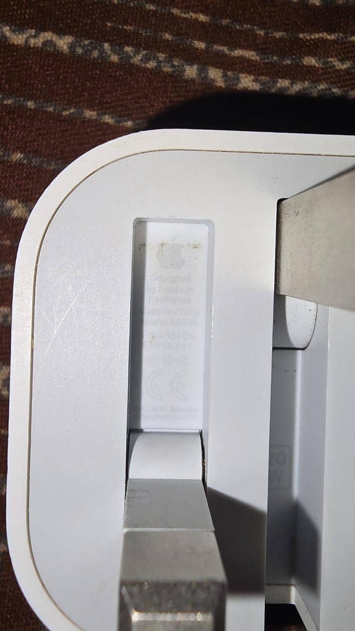 apple original adaptor 7