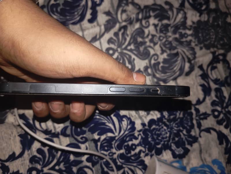 Apple iPhone 14 6
