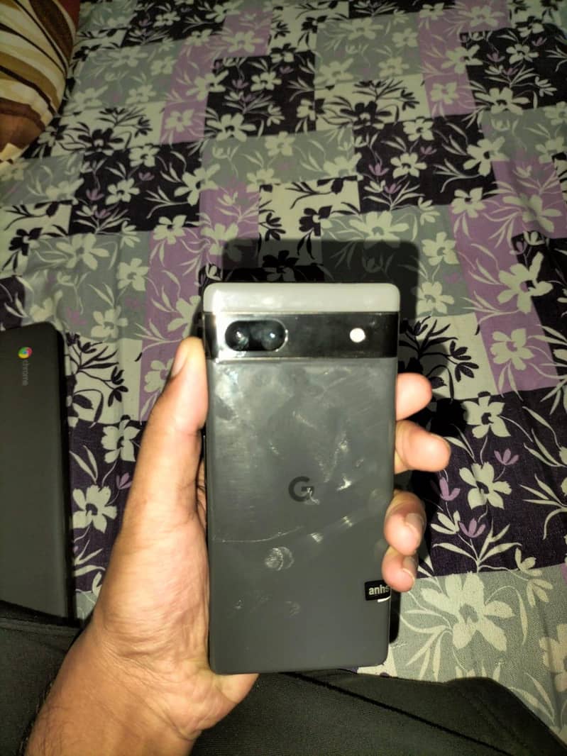 Google Pixel 6a 5