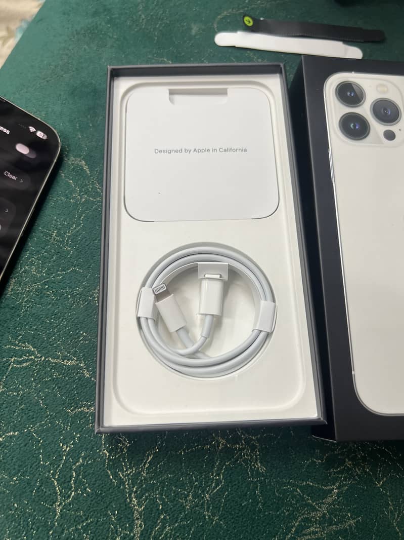 Apple iPhone 13 Pro Max 3