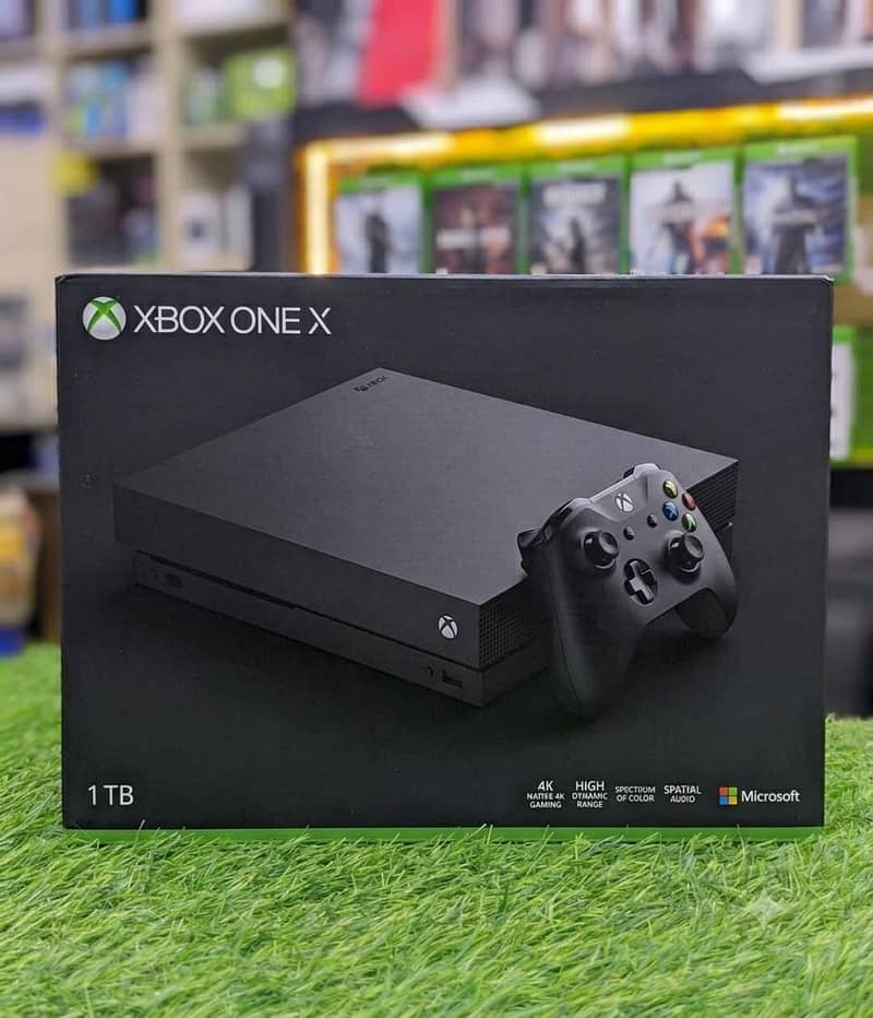 XBOX ONE X 1TB WITH WIRELESS CONTROLLER 0
