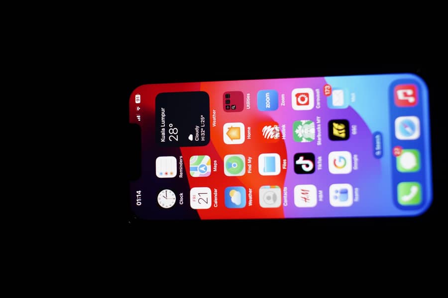 Apple iPhone 13 4