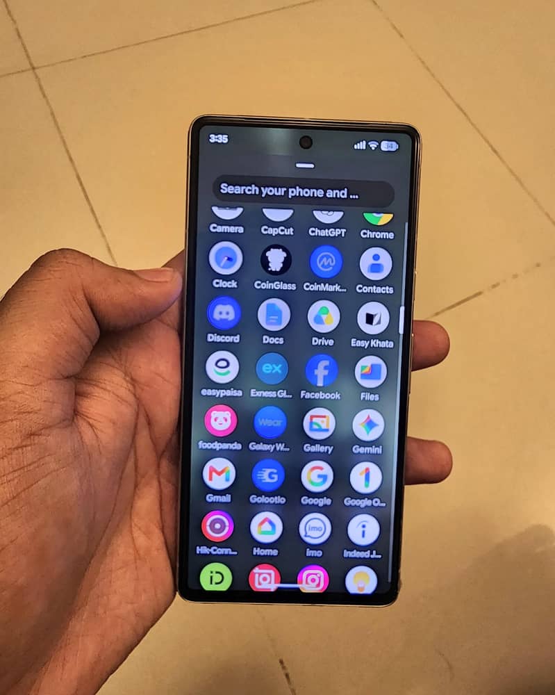 Google Pixel 7 4