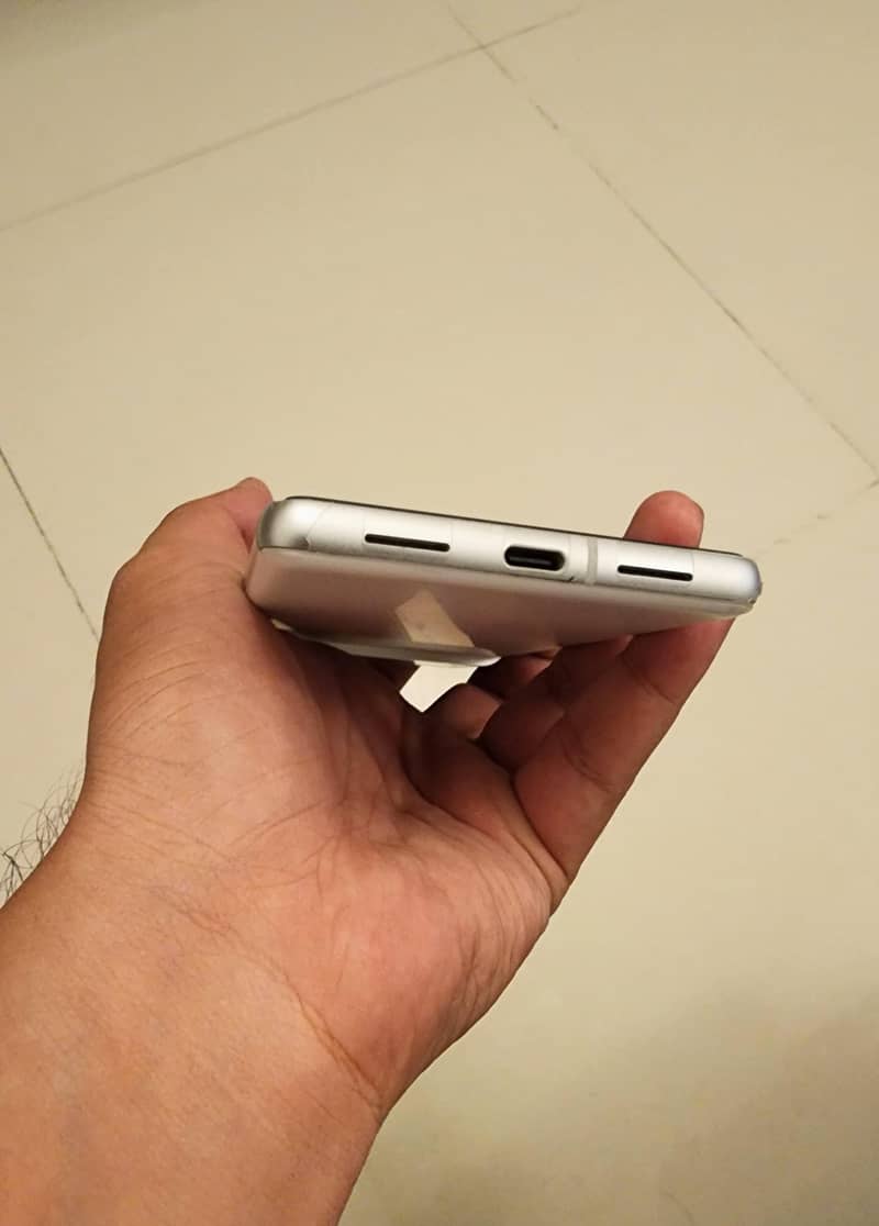 Google Pixel 7 5