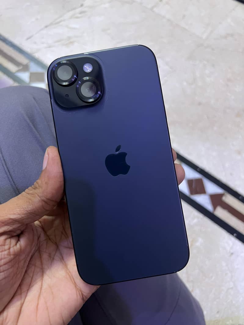 iPhone 15 1