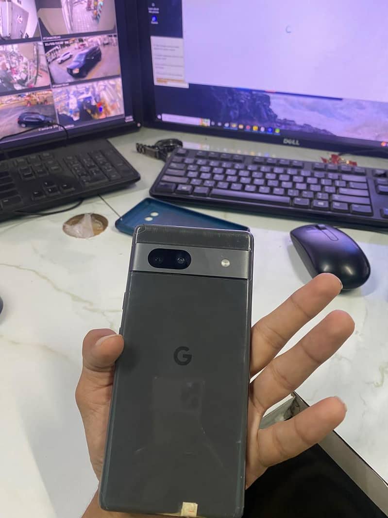 Google Pixel 7a 5