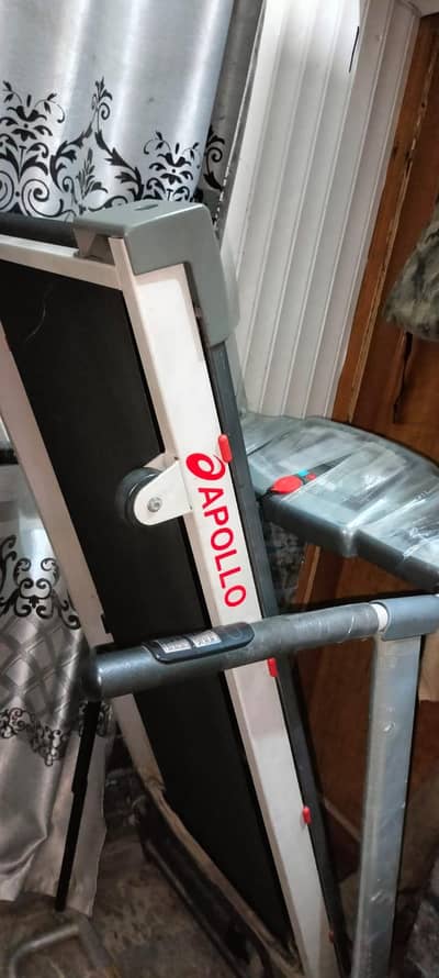 Apollo treadmill home used 10/10 working