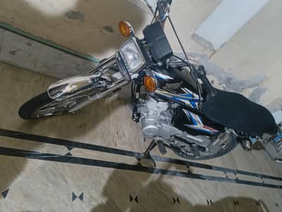 Honda 125 2025 Black colour