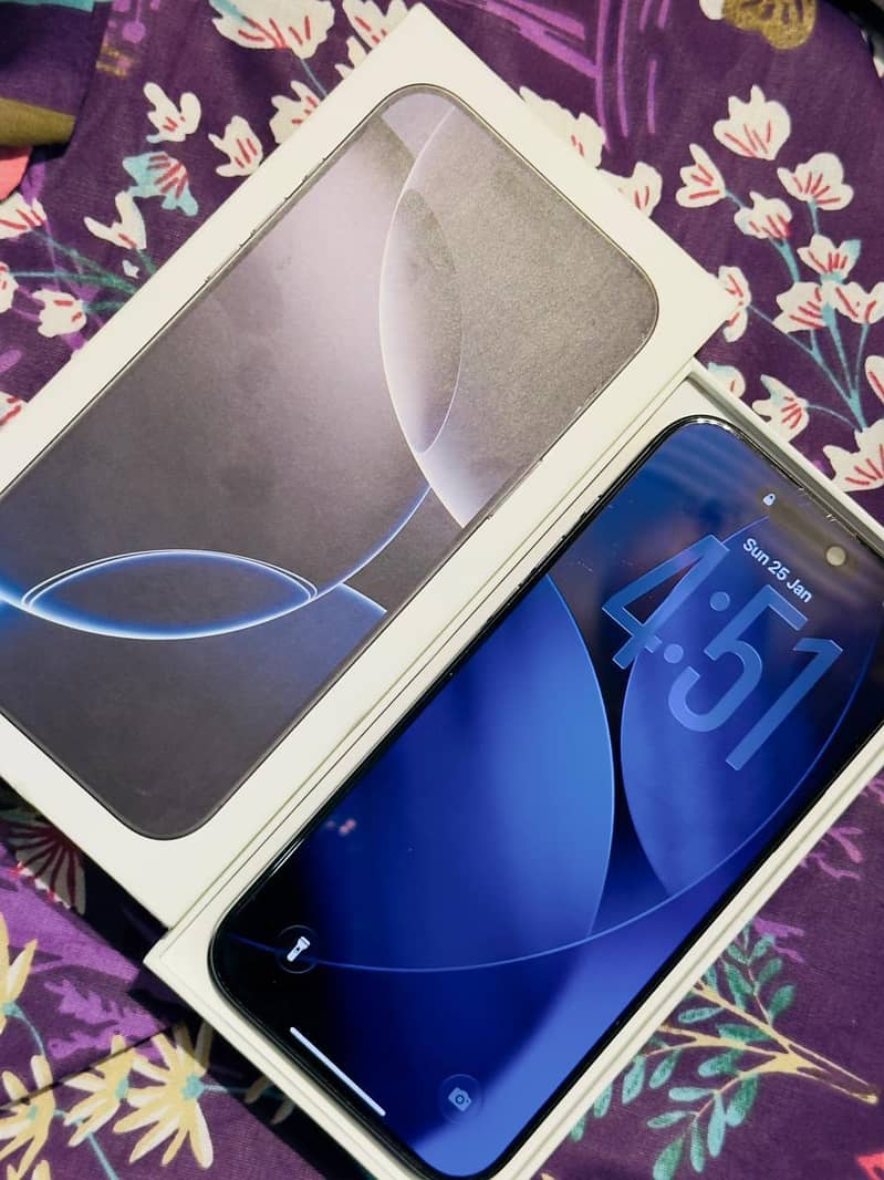 Apple iPhone 16 Pro Max 3