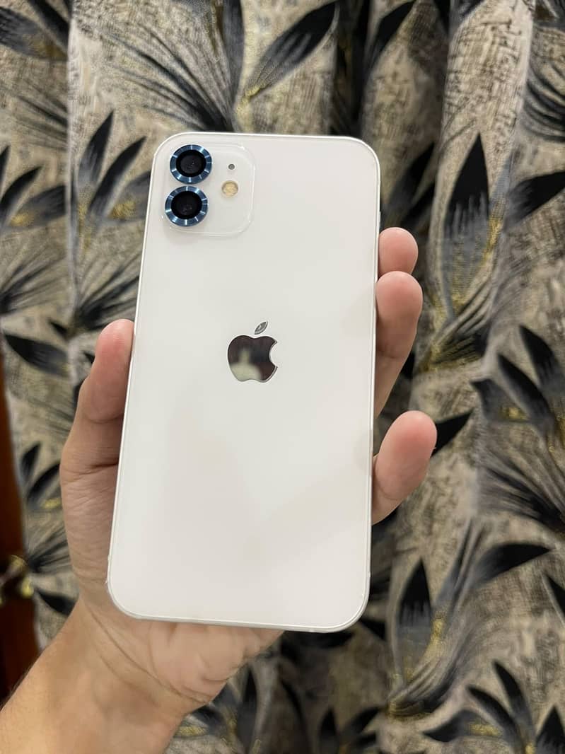 Apple iPhone 12 0