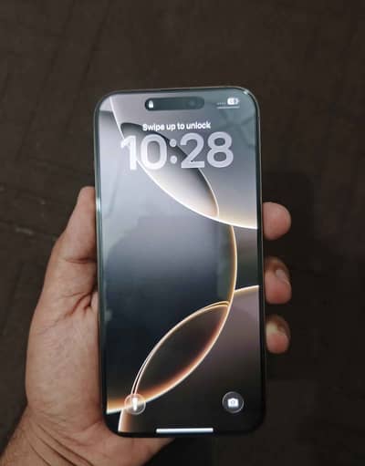Apple iPhone 16 Pro Max