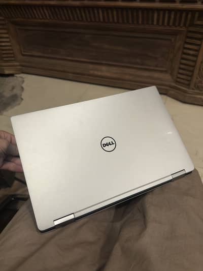 DELL XPS 9365