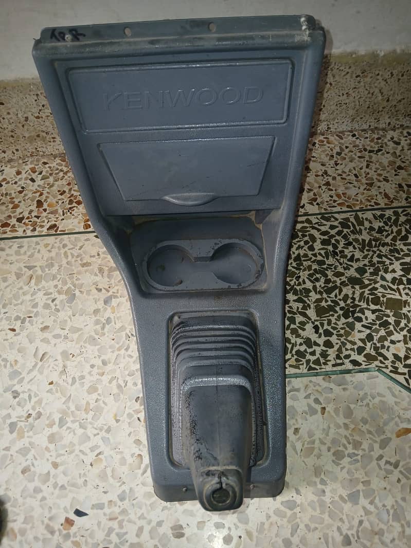 Mehran console box 1
