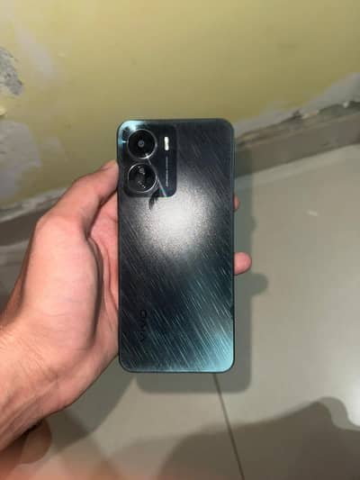 Vivo Y16