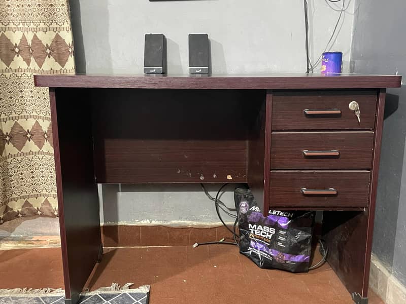 computer table 0