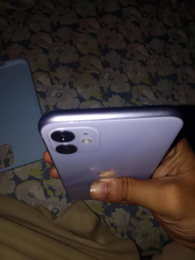 Apple iPhone 11 2