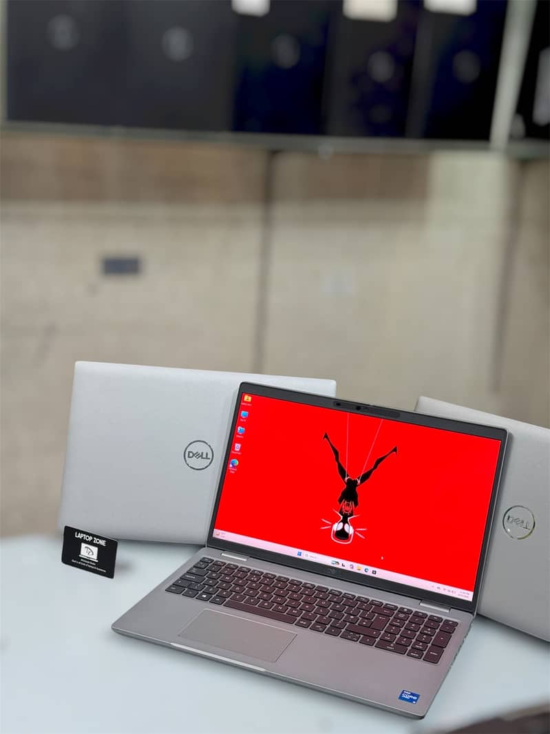 Dell Precision 3561 1