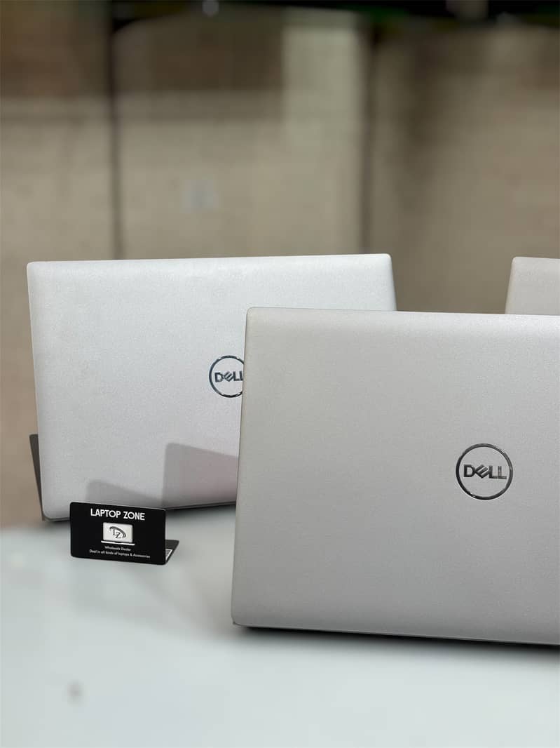 Dell Precision 3561 8
